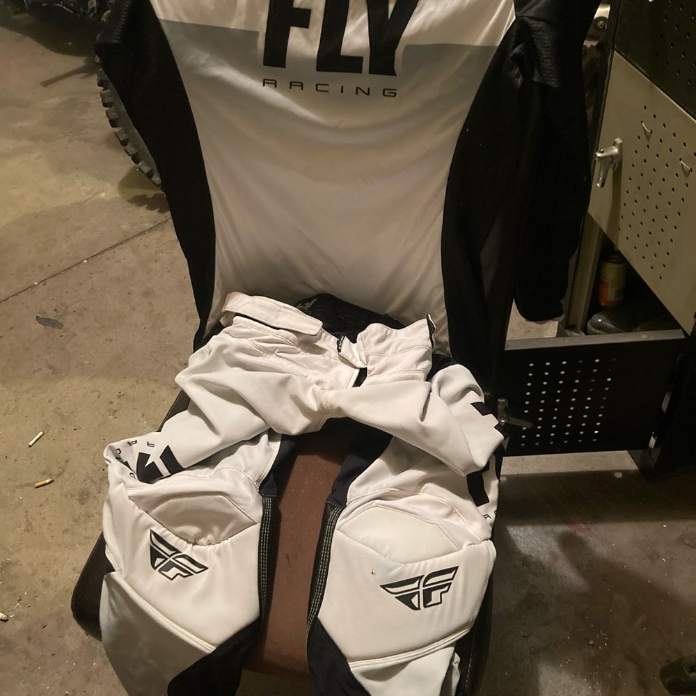 Fly riding outfit